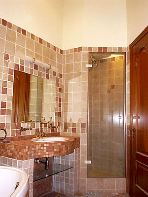 Kiev apartment, bathroom 