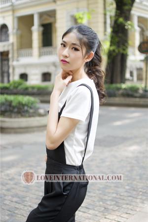 165598 - Tingting Age: 30 - China