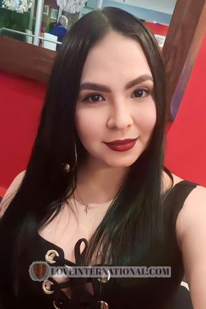 211543 - Maria Alejandra Age: 27 - Colombia