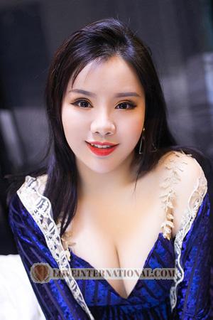 214940 - Tammy Age: 24 - China