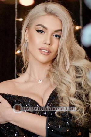 215781 - Anna Age: 26 - Ukraine